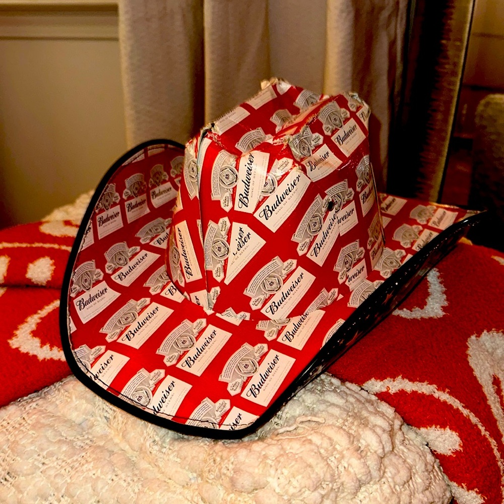 ✨Budweiser cardboard cowboy hat✨